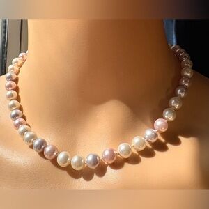 Elegant Pearl Necklace in Pink, White, and Purple nwot